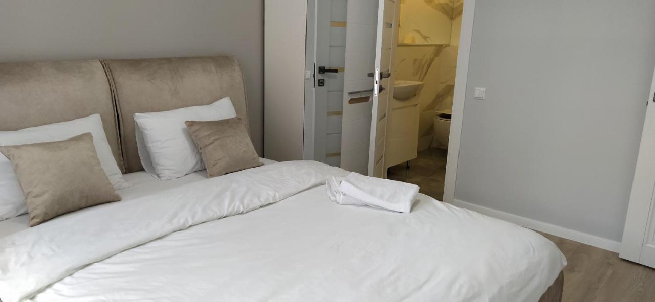 Vip Apartments On Avalon Lviv Extérieur photo